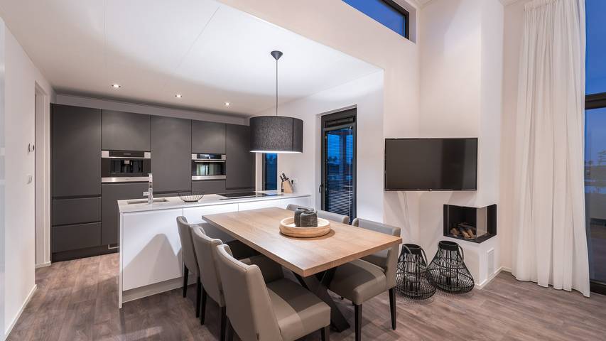 Bungalow voor 4 personen, met terras en balkon/terras in Zuid-Holland