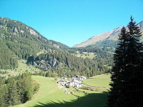 Maiensäss 5.5 Zi. freistehend und romantisch in Poschiavo, Livigno Alpen