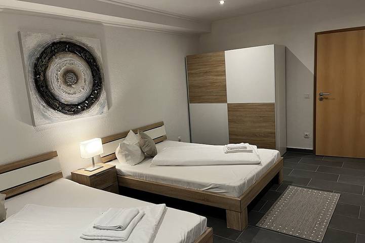 Ganze Wohnung, Die Ferienwohnung direkt vor den Toren von Heidelberg in Sandhausen, Rheinebene