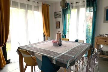 Location de vacances pour 8 personnes, avec jardin à Le Perreux-sur-Marne