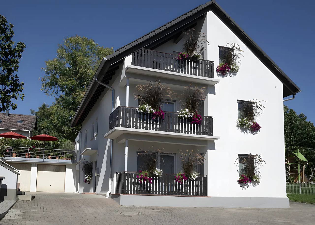 Appartement entier, Appartement Ahorn avec jardin commun et Wi-Fi in Müllheim, Forêt-Noire du Sud