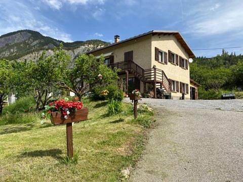 Haut de chalet - Ideal familles avec enfants - proche barcelonnette in Saint-Pons (Alpes-de-Haute-Provence), Val d’Allos