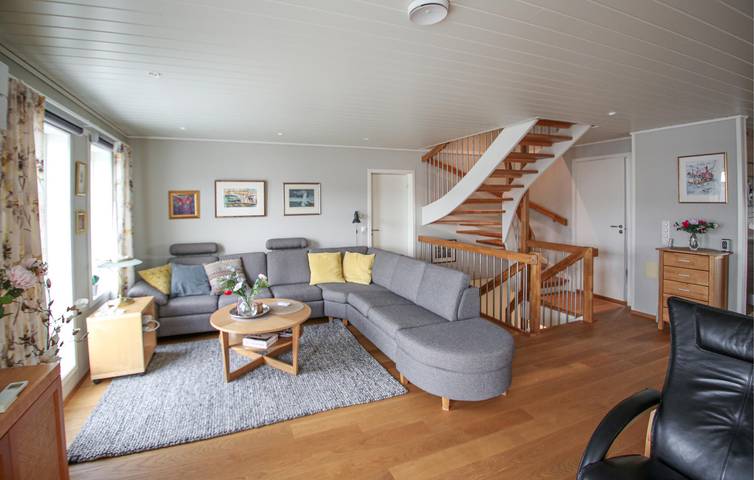 Ferienhaus für 8 Personen mit Terrasse in Spangereid, Lindesnes