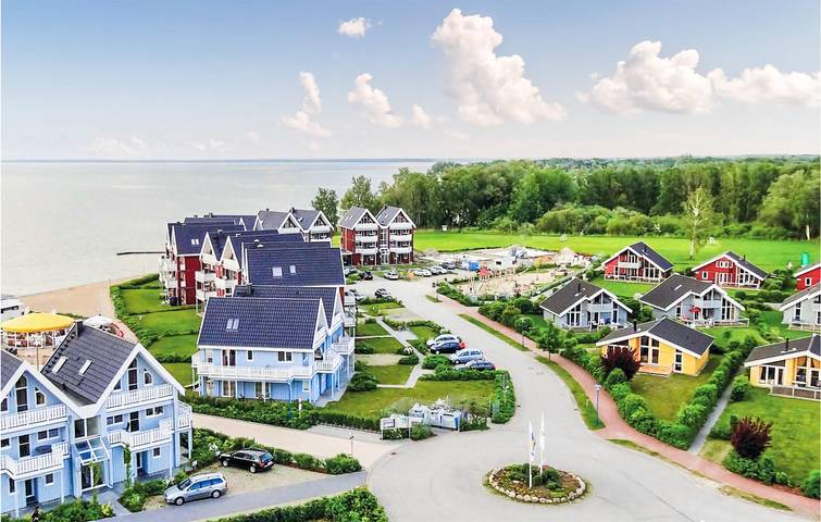Ferienhaus für 4 Personen, mit Terrasse und Sauna sowie Garten, mit Haustier in Röbel-Müritz - 2