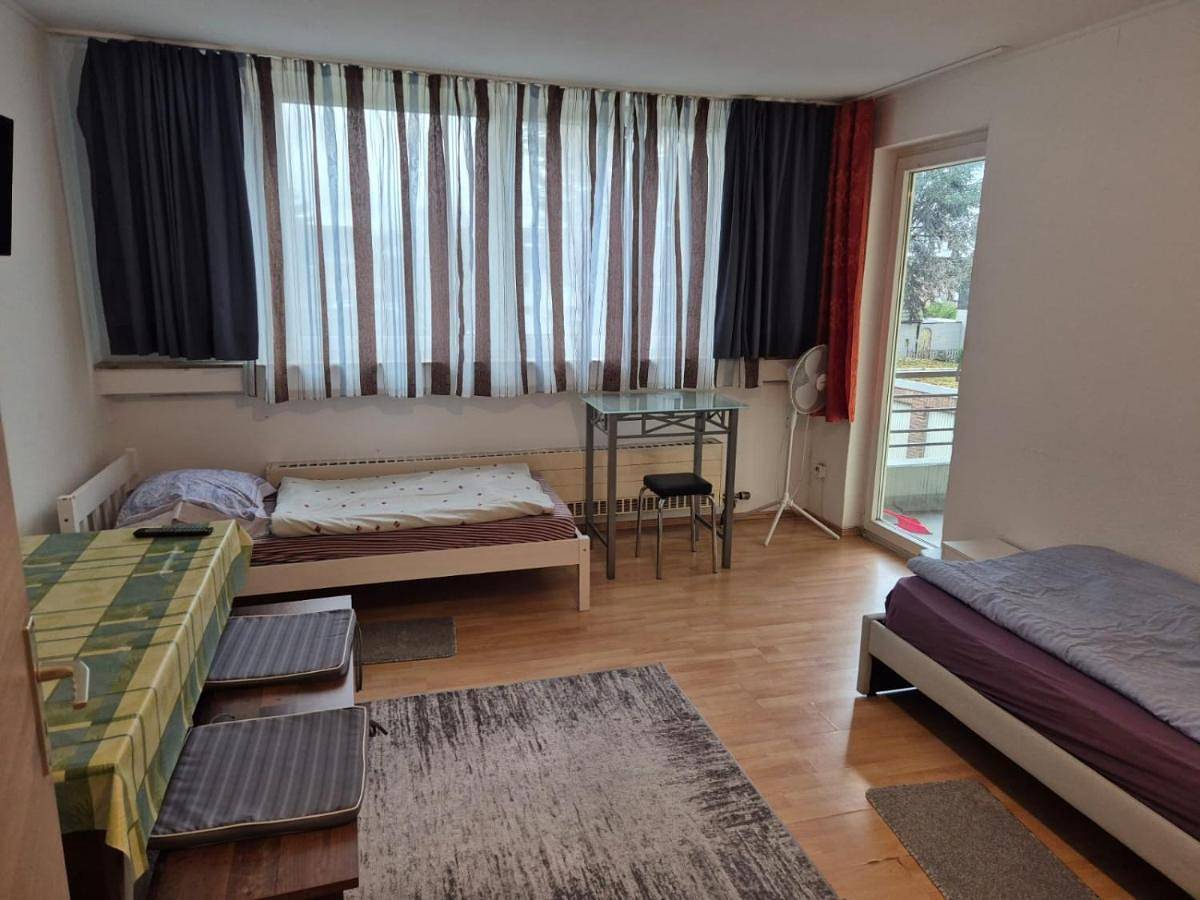 Appartement entier, Aachen Würselen G1 mit Balkon in Würselen, Rhénanie