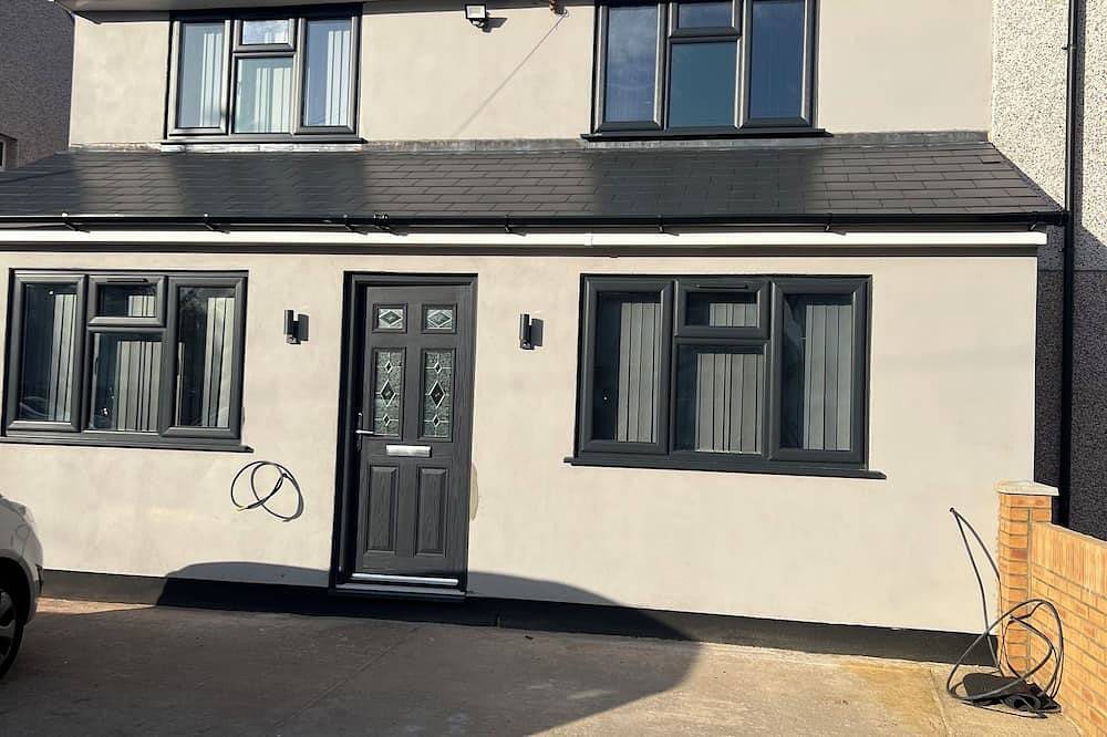 Entire apartment, Potters Hideout in Watford, Hertfordshire