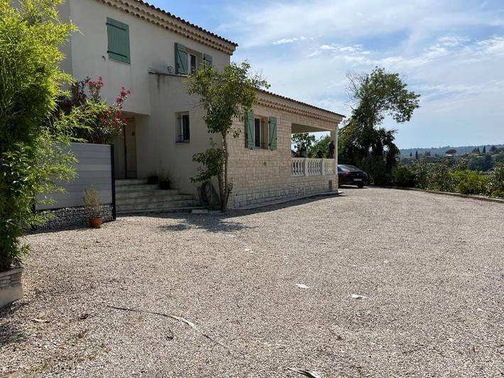 Villa pour 10 personnes, avec jardin et terrasse ainsi que jacuzzi et piscine à Saint-Paul-de-Vence - 2