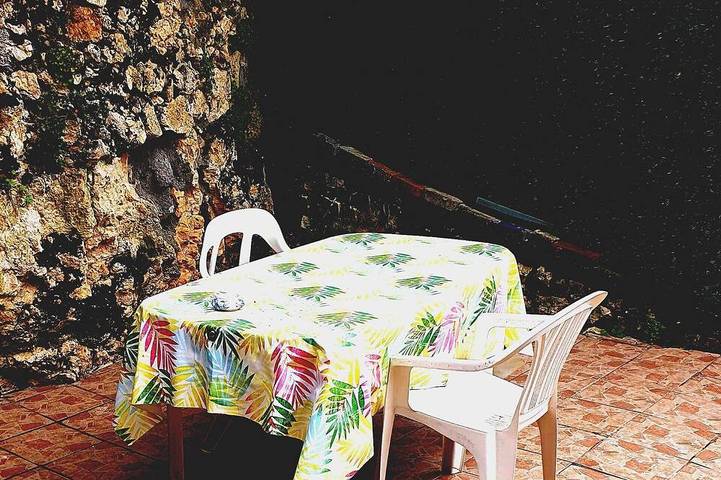Alojamiento y desayuno para 2 personas, con jardín - 1