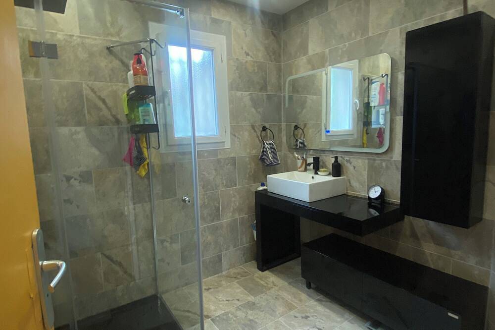 Renovated house, elegant and central in Istres, Istres region