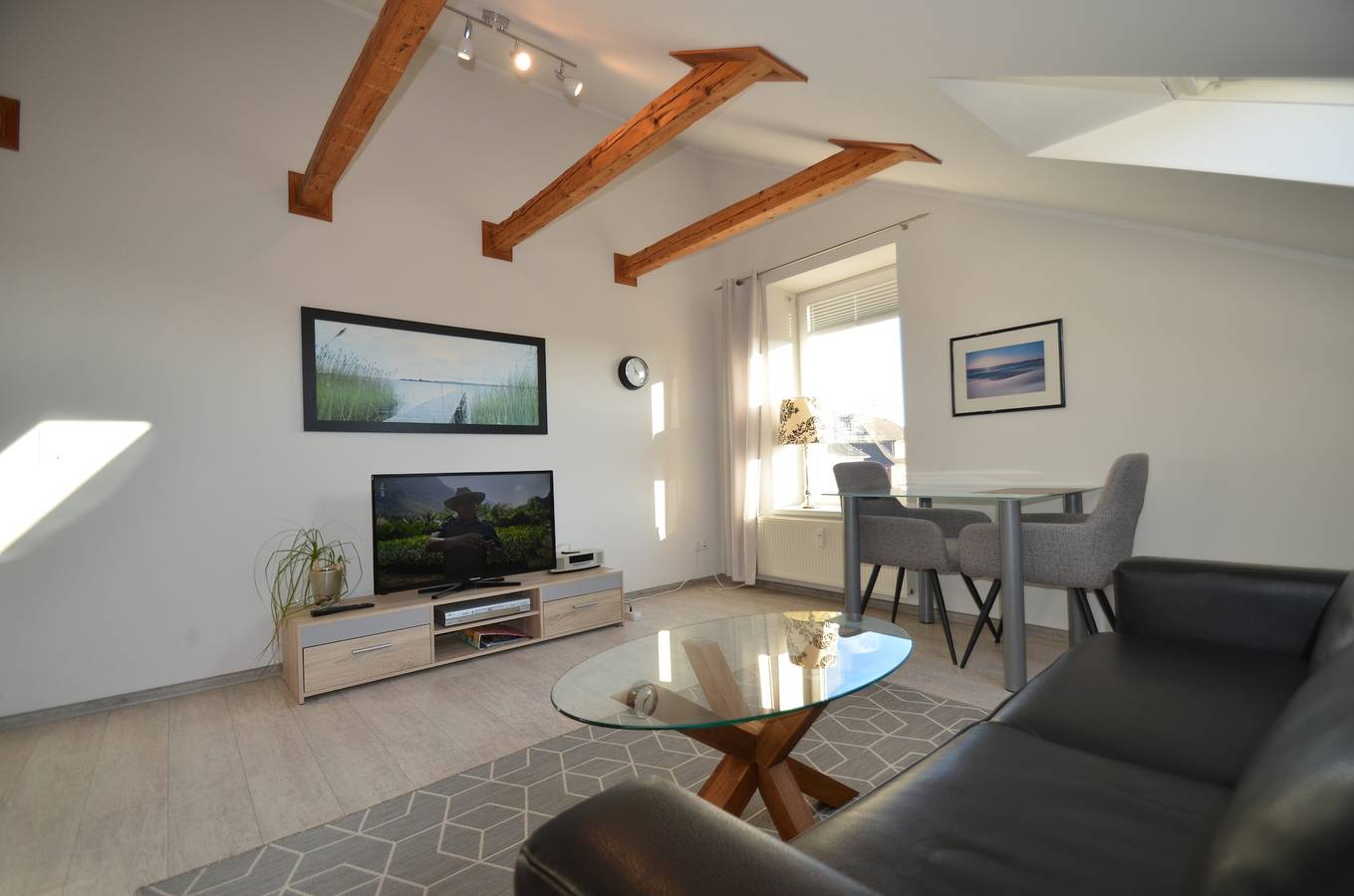 Ganze Ferienwohnung, Gästehaus am Kanal "Fewo Hochbrücke" in Rendsburg, Rendsburg-Eckernförde