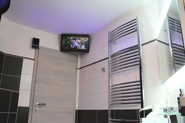 Ferienhaus für 2 Personen, mit Whirlpool und Terrasse sowie Sauna in Schalkenmehren - 4