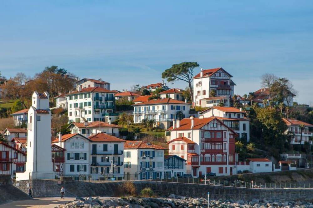 Apartamento entero, Eskualduna by Interhome in San Juan de Luz, Region de Bayona