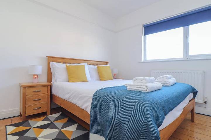 The Heights, pet friendly, country holiday cottage in Truro in Truro, Cornouailles