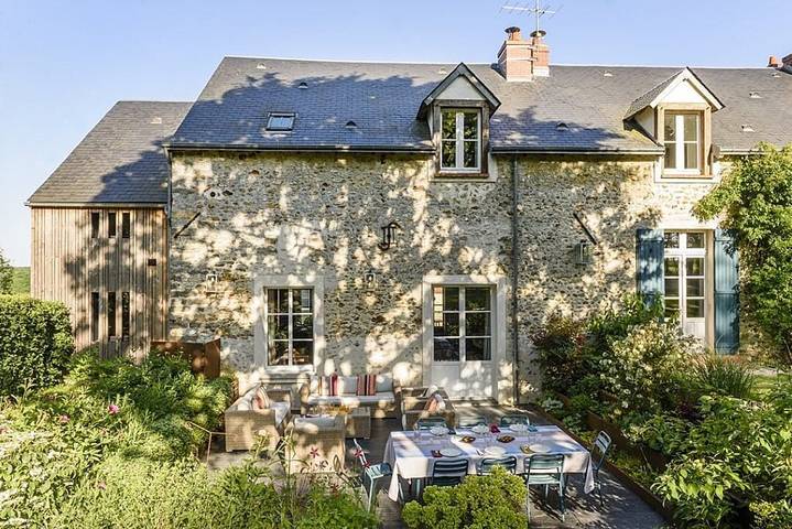 Chambre d’hôte pour 2 personnes, avec jardin et piscine