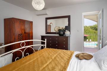 Villa for 12 People in Poreč, Grad Poreč, Photo 2