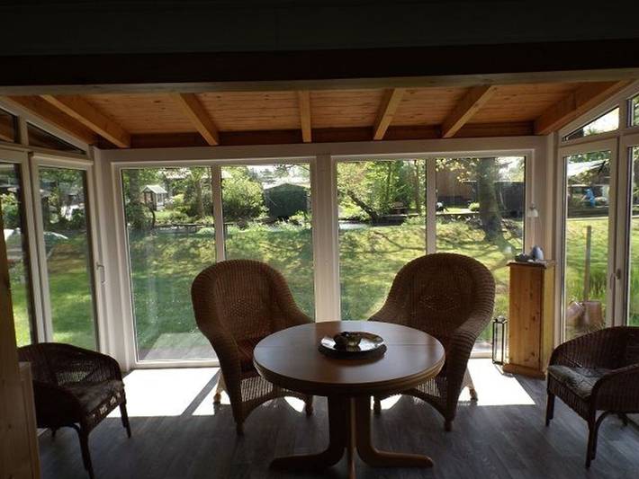 Ferienhaus für 4 Personen, mit Balkon und Terrasse sowie Garten und Seeblick in Südbrookmerland - 3