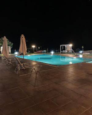 Ferienhaus für 3 Personen, mit Ausblick und Garten sowie Kinderpool und Pool, mit Haustier in Griechenland