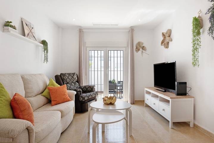 Holiday Home "Casa Noria" with Shared Pool & Wi-Fi in Vejer de la Frontera, Costa de la Luz