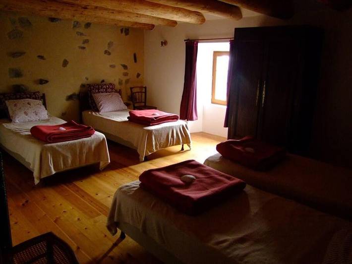 Location de vacances pour 14 personnes, avec Balcon et Terrasse ainsi que Jardin et Vue à Nasbinals - 4