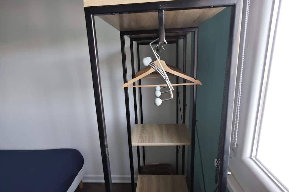 Entire apartment, Rooms Mulhouse hyper center Double beds in Mulhouse, Mulhouse region