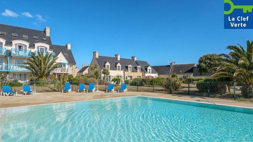 Appart’hôtel pour 4 personnes, avec bassin pour enfant ainsi que piscine et jardin, animaux acceptés