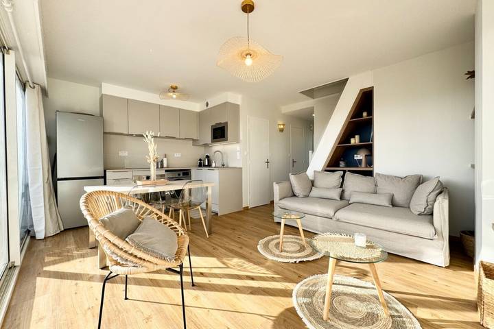 Ganze Wohnung, Ferienwohnung für 4 Personen mit Balkon in Ploemeur, Côte des Mégalithes