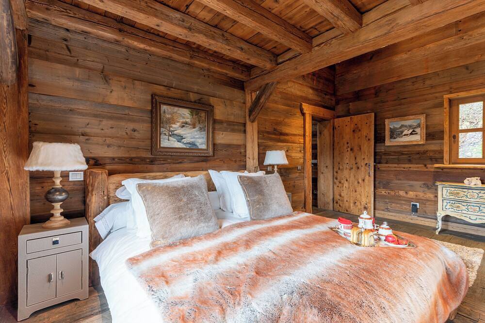 Halet Druchka Magnificent At Meribel At The Hedge Of The Forest No Overlooked in Meribel Village, Courchevel