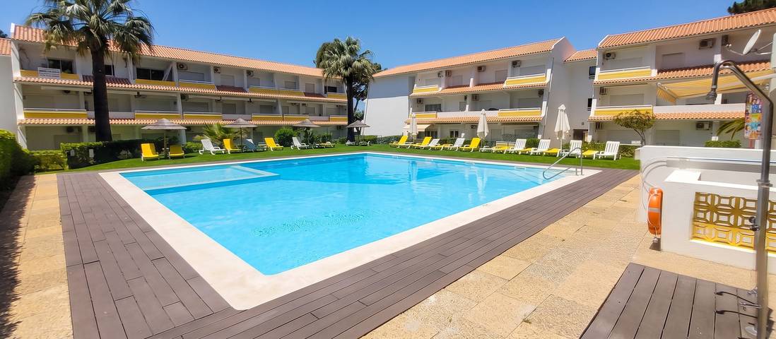 Holiday rental for 5 people, with Terrace and Garden as well as Pool in Vilamoura