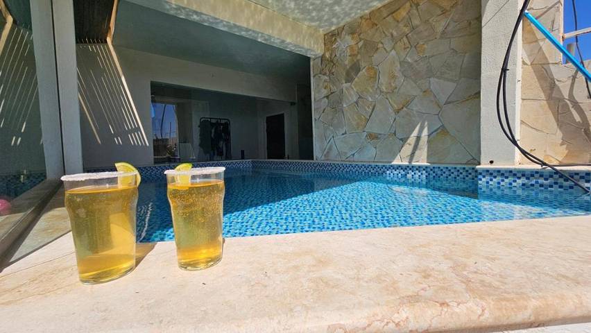 Ferienwohnung für 4 Personen, mit Balkon und Pool sowie Ausblick - 1