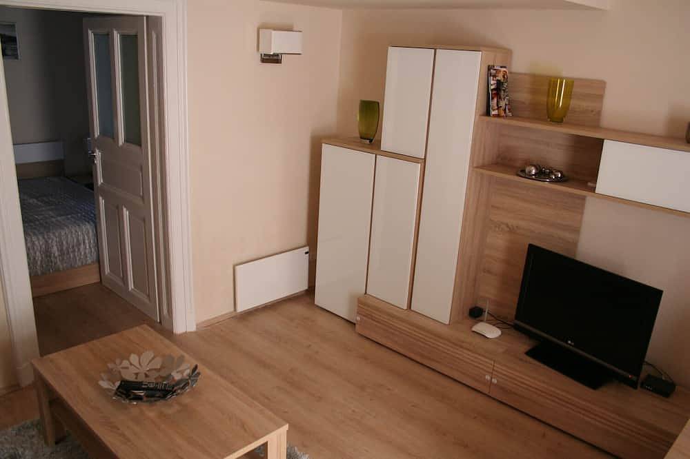 Apartamento entero, 59m2 Oktogon Andrassy Suite estilo dúplex de 1 habitación + entresuelo de 1 habitación in Budapest, Közép-Magyarország