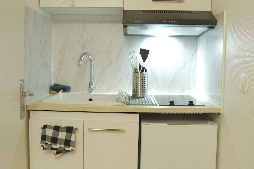 Entire apartment, Studio Cosy Room 2 Personnes in Corbeil-Essonnes, Essonne