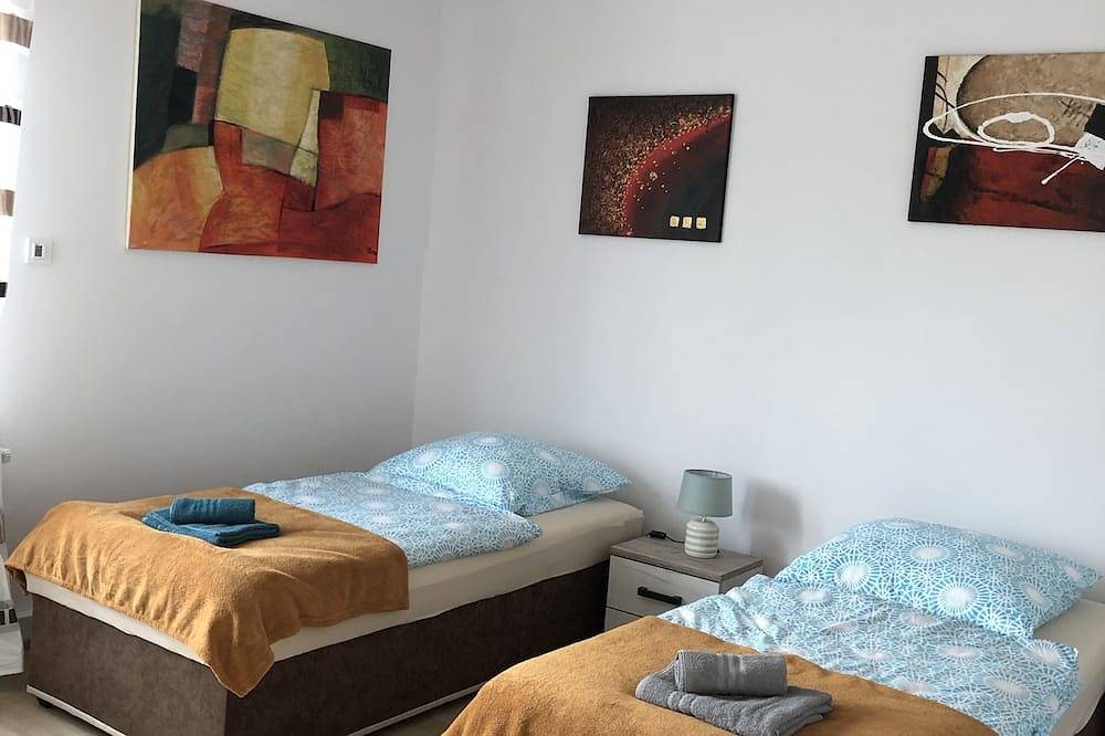 Ganze Wohnung, Ferienwohnung in Nähe des Kiebitzsee in Falkenberg/Elster, Naturpark niederlausitzer heidelandschaft (Brandenburg)