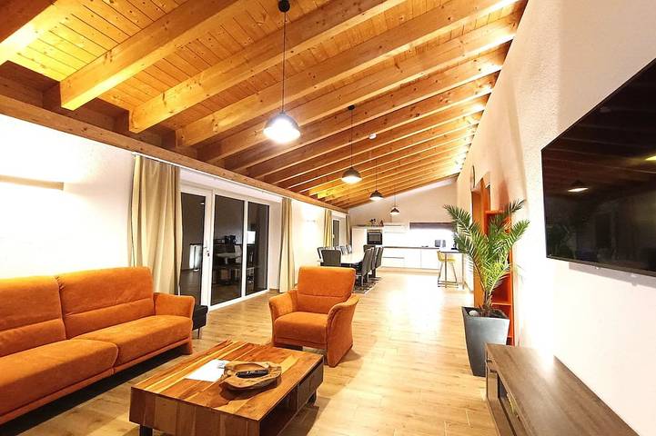 Bauernhof für 16 Personen, mit Garten und Balkon sowie Sauna in Oberstaufen - 4