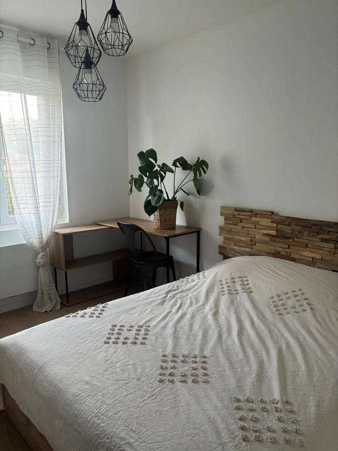 Location de vacances pour 6 personnes, avec jardin et terrasse, animaux acceptés à Tosse - 4