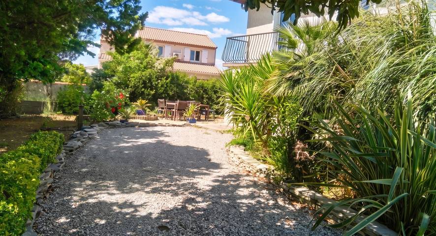 Appartement entier, Appartement accueillant à Mauguio, 55 m² avec jardin paisible in Mauguio, Côte méditerranéenne (France)