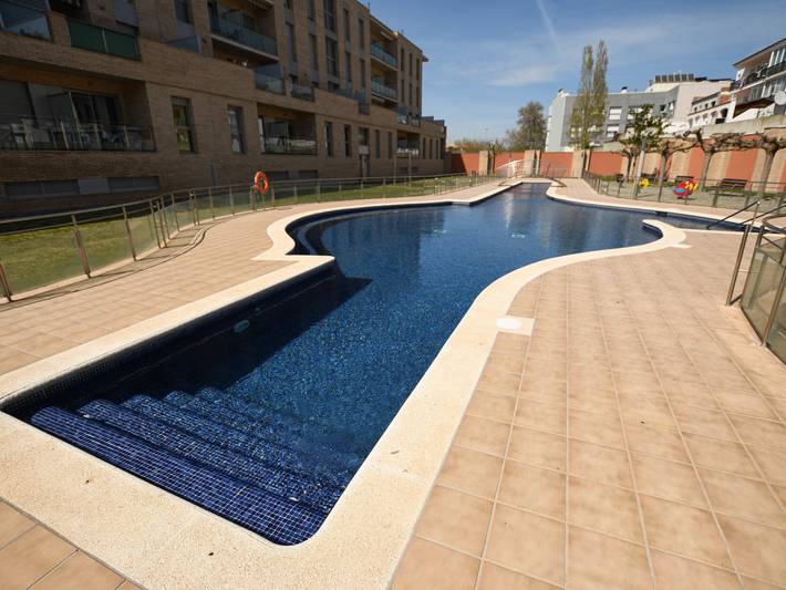 Ferienwohnung für 4 Personen, mit Garten und Kinderpool sowie Terrasse in Empuriabrava