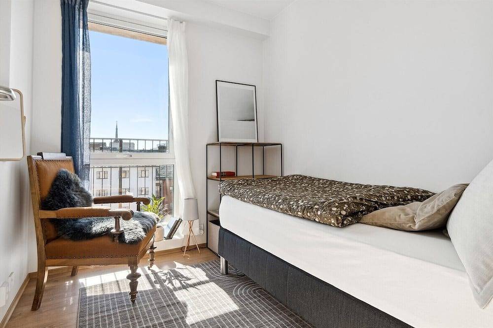 Ganze Wohnung, Harbour Promenade Strolls from our super-central 2B Downtown Home in Sentrum, Bodø