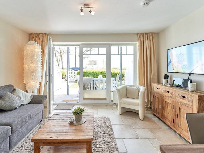 Ferienwohnung für 2 Personen, mit Garten und Terrasse, kinderfreundlich in Scharbeutz