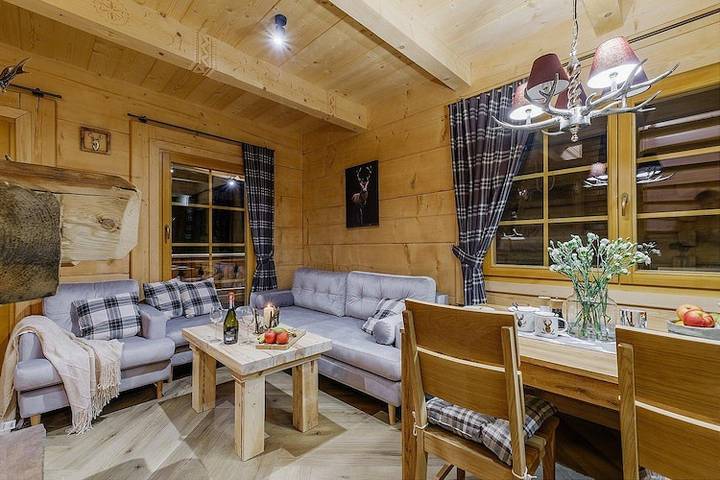 Casa de dos plantas de estilo alpino, sauna in Murzasichle, Cárpatos (Polonia)