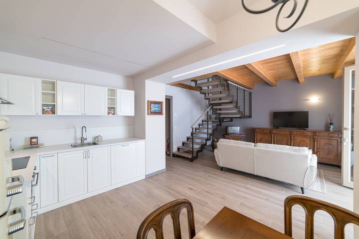 Appartement de vacances pour 4 personnes, avec Jardin sur le Lac de Garde