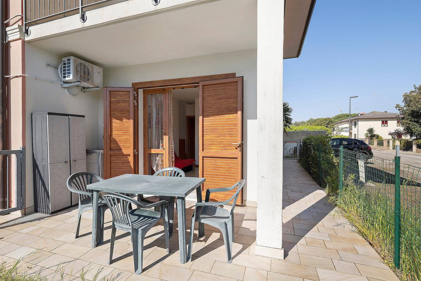 Ganze Wohnung, Apartment „Villa Antares Bilocale“ mit privater Terrasse, Garten und Klimaanlage in Bibione, San Michele al Tagliamento