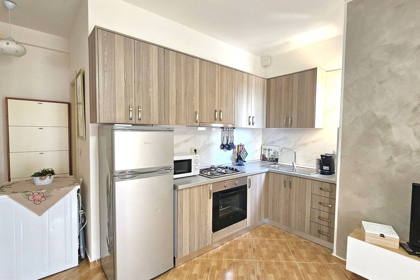 Apartamento entero, Pool View Palm 002 in Orikum, Vlorë