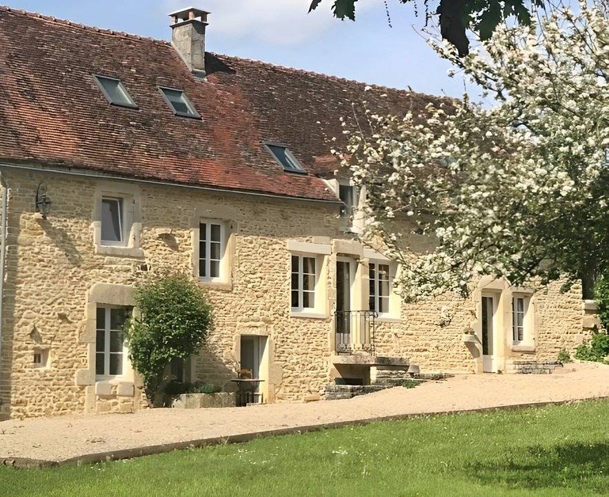 Gite "Les Brossards" in Brosses, Arrondissement d'Avallon