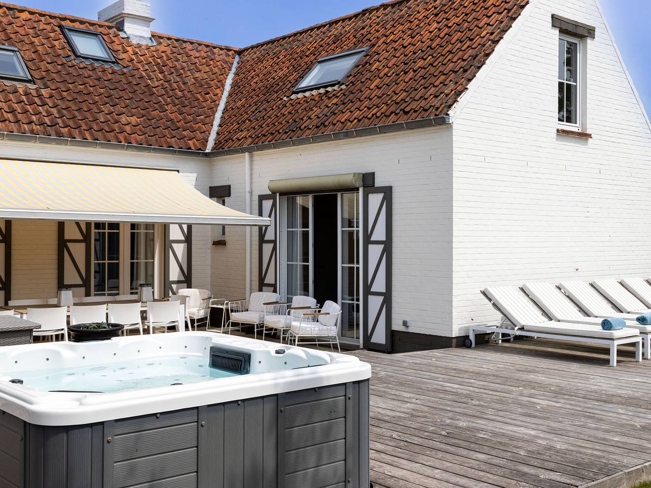 Küstenvilla mit Spa und Garten in Koksijde-Bad, Koksijde
