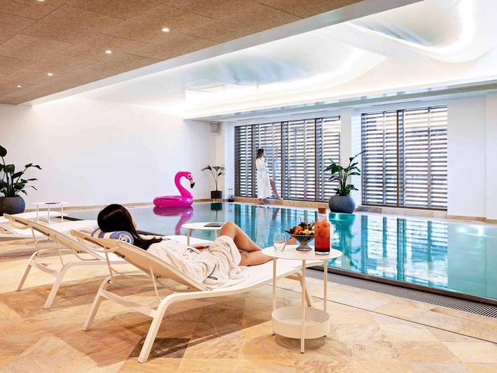 Hôtel pour 2 personnes, avec terrasse ainsi que sauna et piscine, animaux acceptés