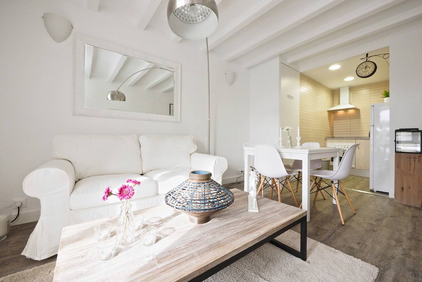 Appartamento vacanze a Barcelonès a partire da 200€ a notte