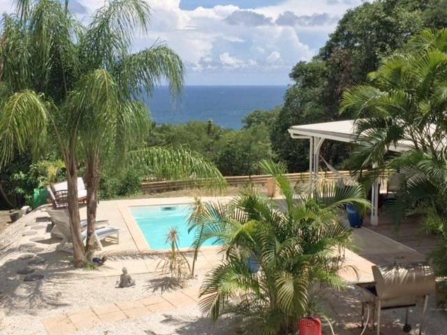 Maison de vacances pour 5 personnes, avec vue ainsi que jardin et piscine, animaux acceptés