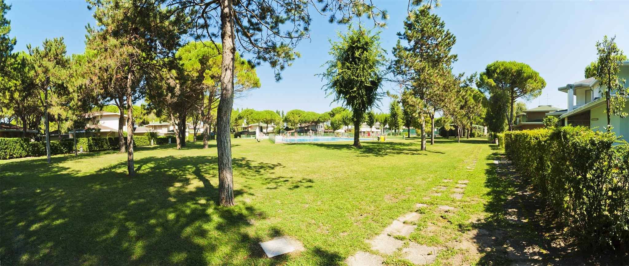 Ferienhaus mit Klimaanlage und Schwimmbad  in Bibione, San Michele al Tagliamento