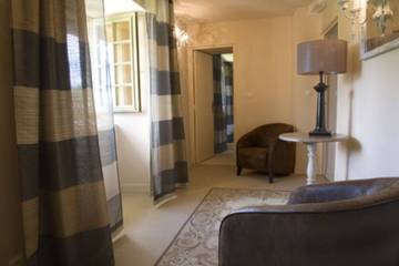 Location de vacances pour 11 personnes, avec jacuzzi et jardin à Roézé-sur-Sarthe