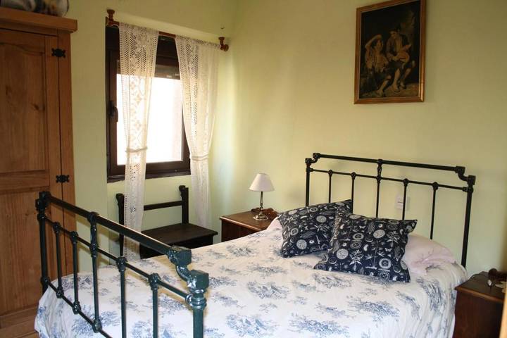 Casa rural para 14 personas, con vistas y balcón en La Alcarria - 3